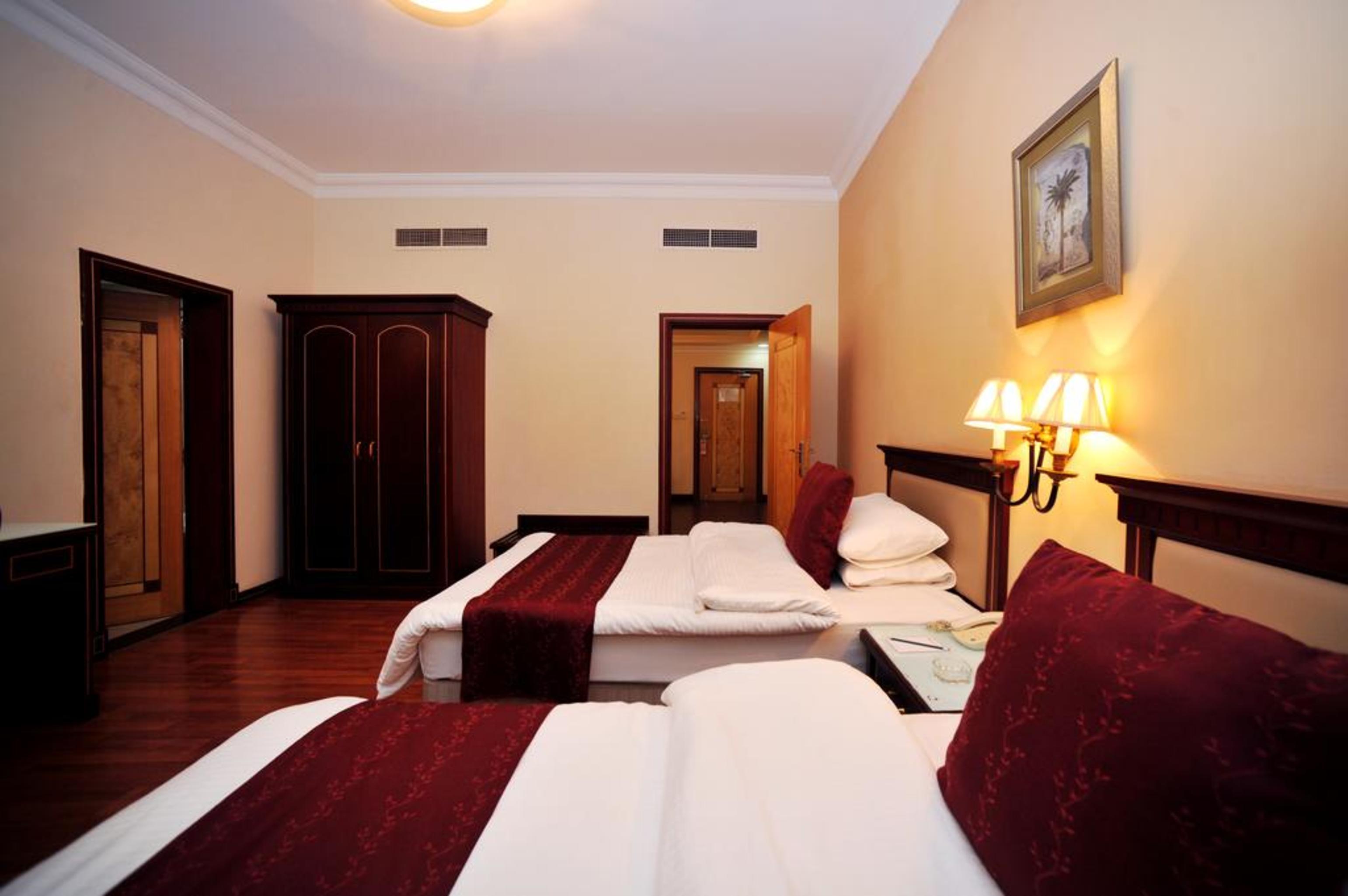 Marco Polo Hotel Manama Exterior foto